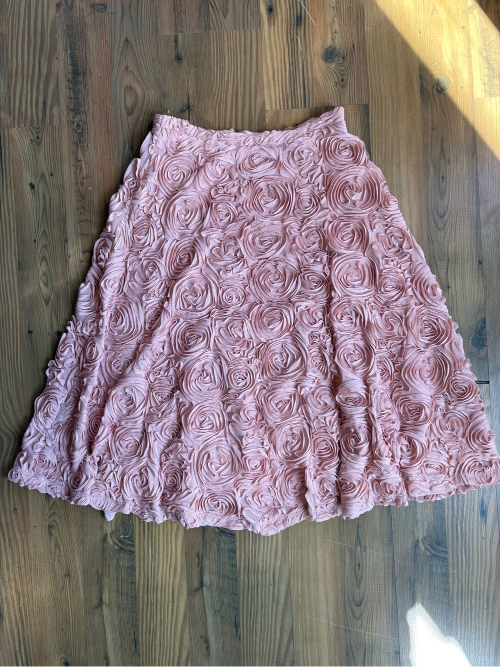 HD in Paris Pink Rosette A-Line Skirt Sz M